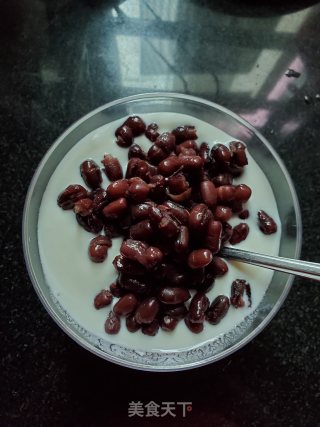 蜜豆酸奶杯步骤5