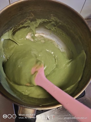 抹茶草莓牛奶小方步骤5