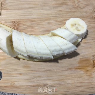 凉拌坚果燕麦酸奶杯步骤2