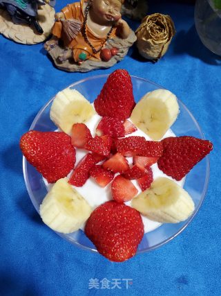 草莓香蕉酸奶杯步骤8
