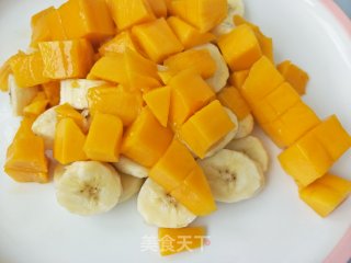芒果香蕉沙拉步骤4