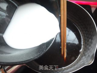 芝麻玫瑰红糖凉粉步骤7