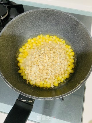 早餐，玉米燕麦牛奶步骤2