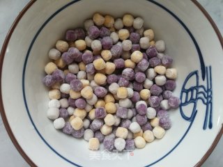 木瓜芋圆西米露步骤5 木瓜芋圆西米露步骤5