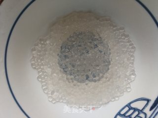木瓜芋圆西米露步骤3 木瓜芋圆西米露步骤3