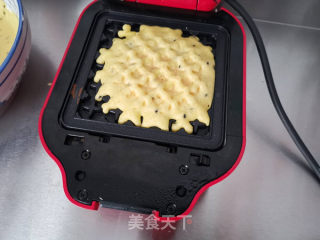 #春季应季美食#华夫饼步骤6