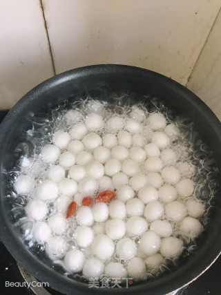 桂花鸡蛋酒酿圆子步骤3