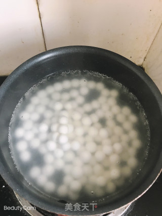 桂花鸡蛋酒酿圆子步骤2
