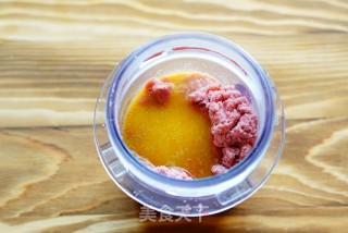 草莓樱花慕斯蛋糕步骤6