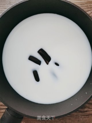 黑巧牛奶步骤3 黑巧牛奶步骤3