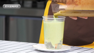 「时光荏苒茶饮」霸气冰淇淋牛油果的做法步骤14