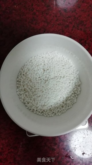 花香芒果西米露步骤1 花香芒果西米露步骤1