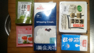 渐变抹茶豆腐慕斯步骤1 渐变抹茶豆腐慕斯步骤1
