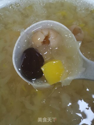 冰糖银耳水果羹步骤5