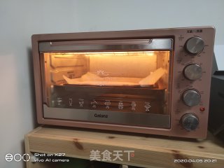 草莓抱抱卷步骤10 草莓抱抱卷步骤10