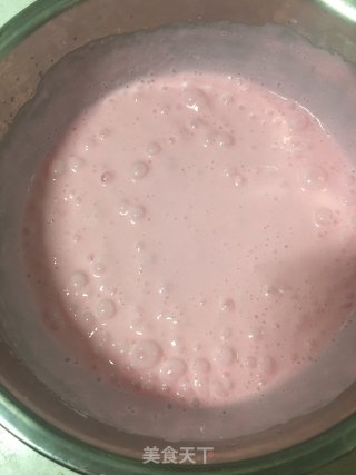草莓牛奶冰淇淋步骤5