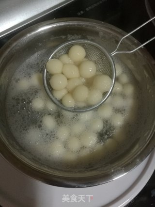 芒果奶昔糯米丸步骤7