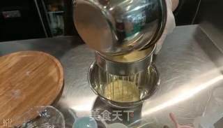 自制甜品|芒果班戟步骤5