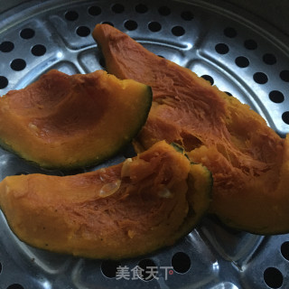 奥利奥酸奶南瓜杯步骤1