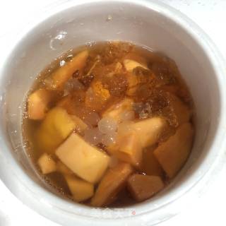 木瓜炖桃胶&皂角米&雪燕&牛奶步骤3