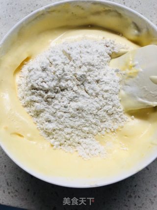 手指饼干，提拉米苏的底料，也是一款好吃的小零食步骤5