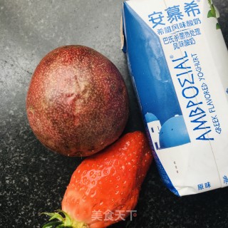 百香果酸奶碗步骤1 百香果酸奶碗步骤1