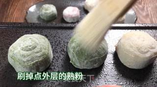 三色冰皮月饼，亲子美食，和孩子一起做吧，软糯可口甜品步骤13