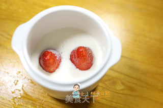 6个月以上草莓酸奶步骤3