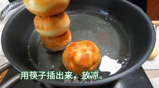 新手版甜甜圈,免烤箱,松软又可口,吃一口就爱上步骤11 新手版甜甜圈,免烤箱,松软又可口,吃一口就爱上步骤11