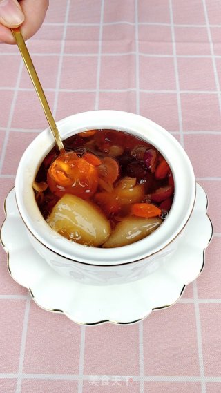 枸杞雪梨炖桃胶，止咳润肺又美容步骤10