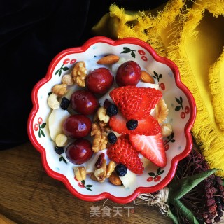 樱桃草莓酸奶碗步骤7 樱桃草莓酸奶碗步骤7