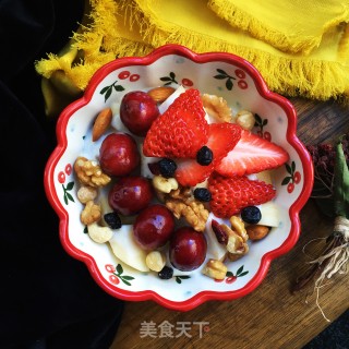 樱桃草莓酸奶碗步骤9 樱桃草莓酸奶碗步骤9